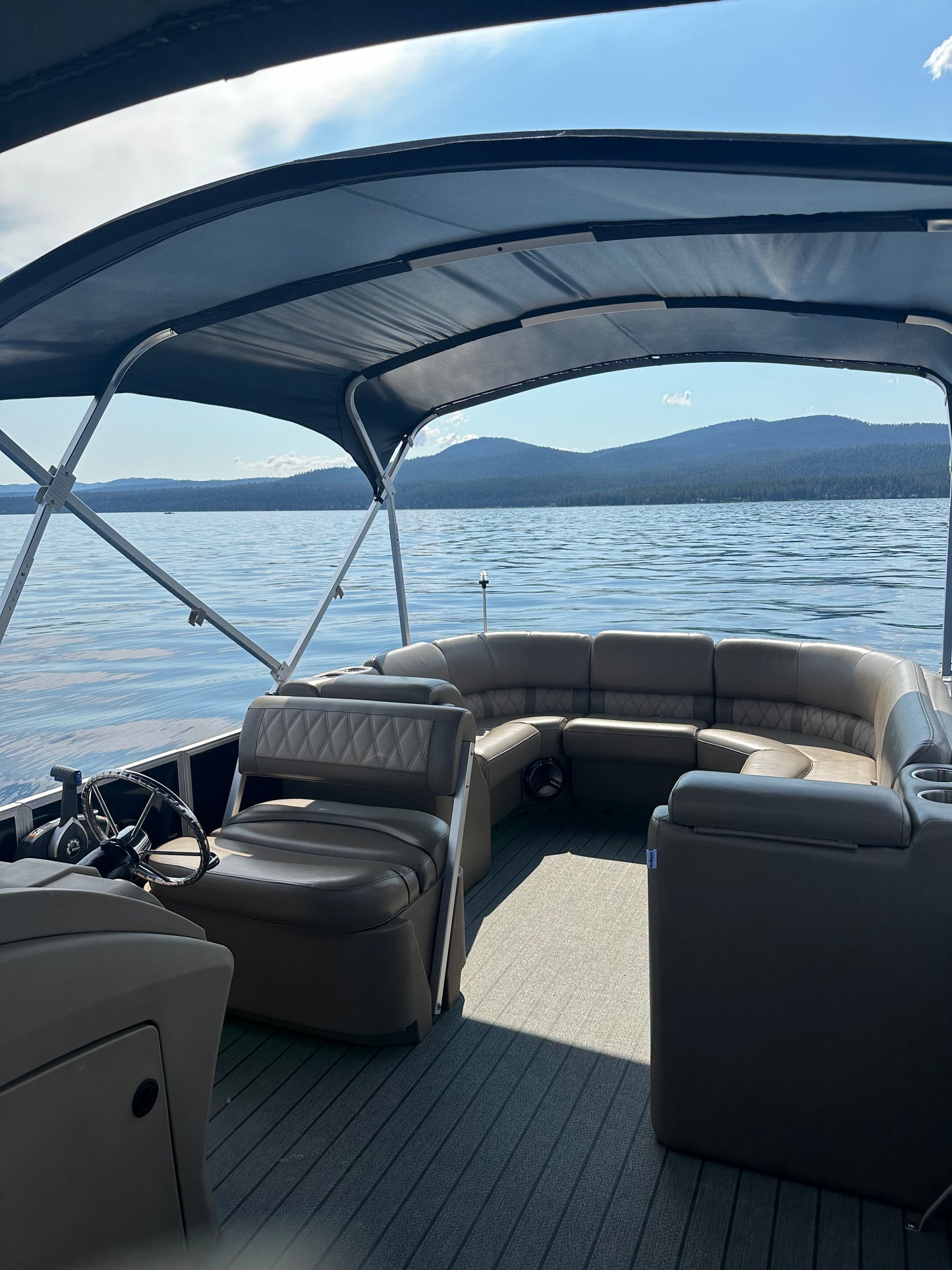 Tritoon charter